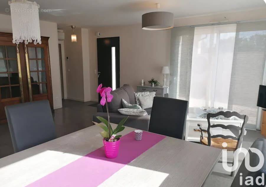 Photo 1 - Maison à BRANNE