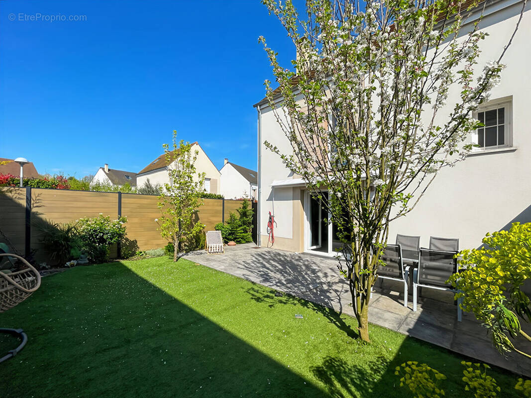 Maison à CESSON