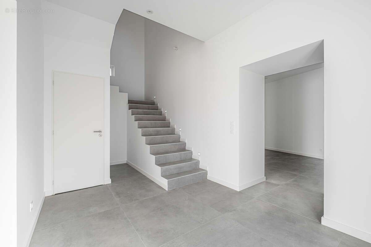 Maison à TERNAY