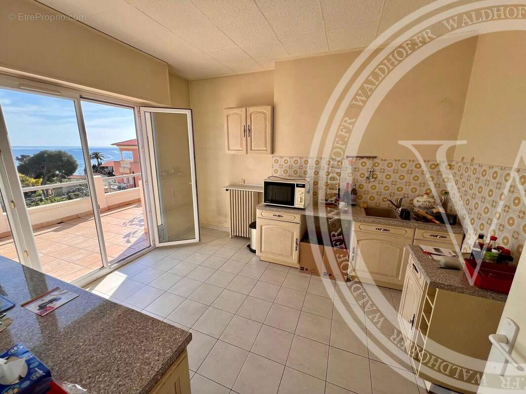 Appartement à ROQUEBRUNE-CAP-MARTIN