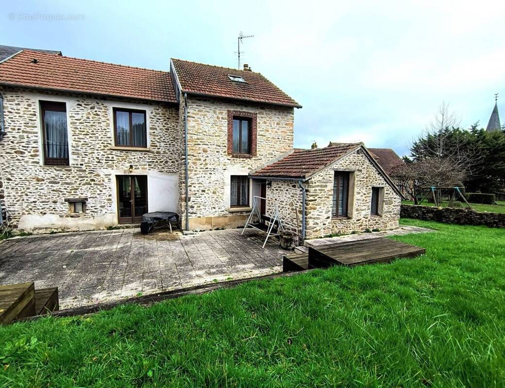 Maison à LA SOUTERRAINE