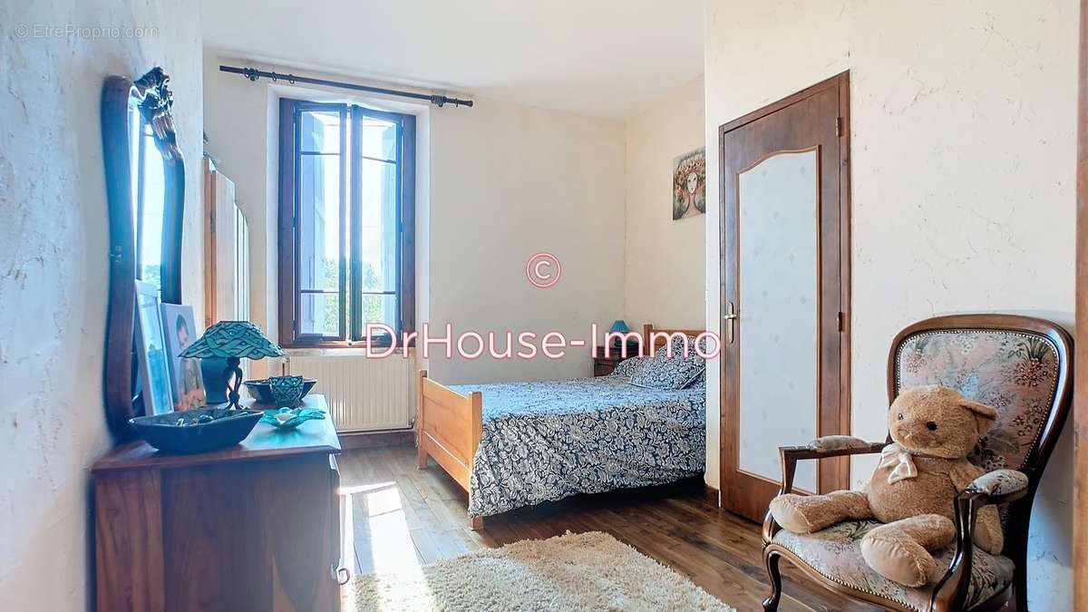 Maison à COURSAC