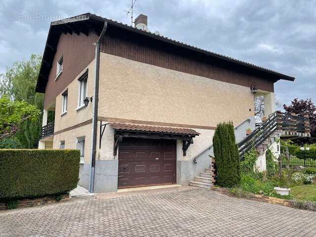 Maison à ARNAS
