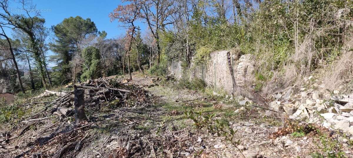 Terrain à NERS