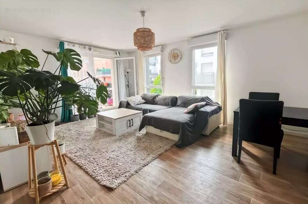 Appartement à RUEIL-MALMAISON