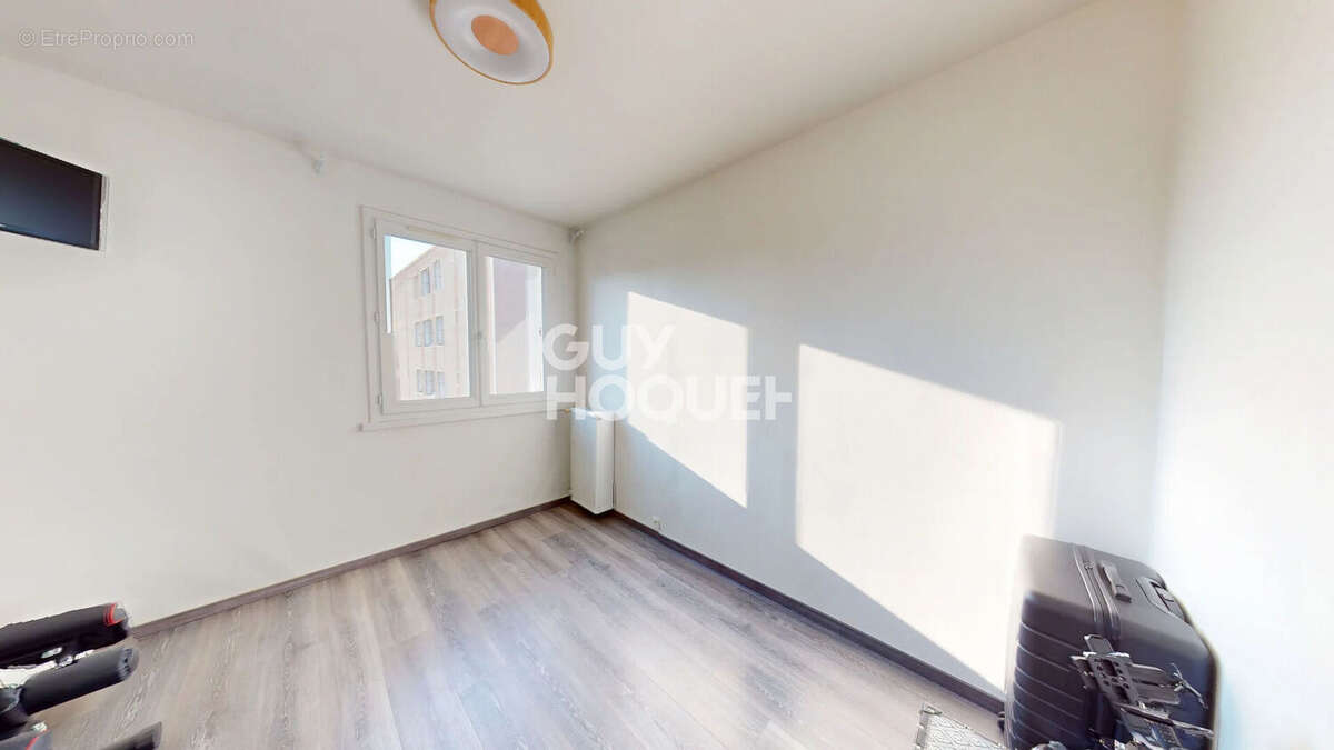 Appartement à CANTELEU