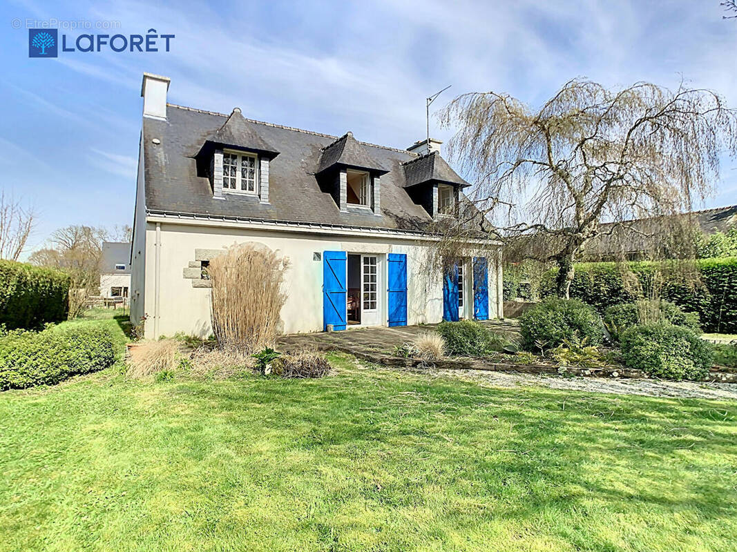 Maison à LOCMINE