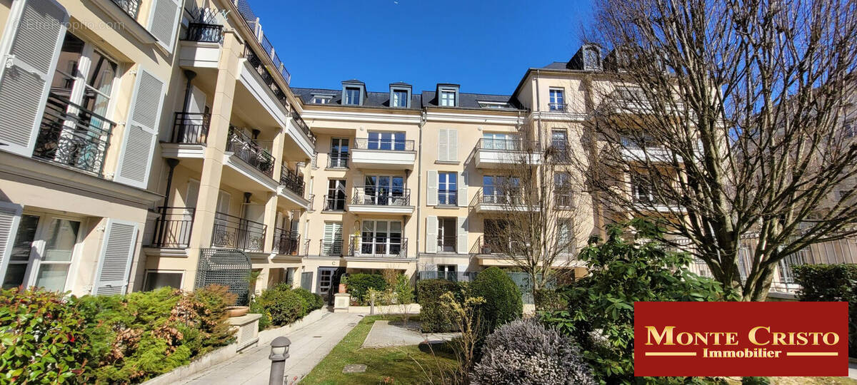 Appartement à VERSAILLES