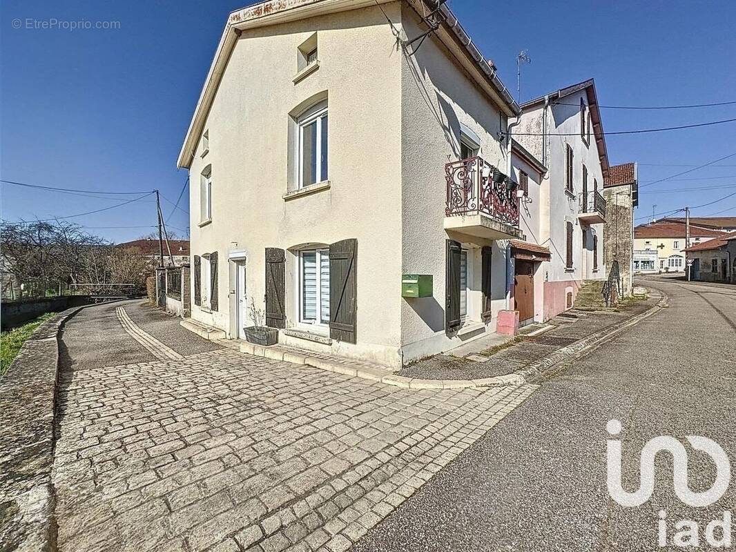 Photo 1 - Maison à MARTIGNY-LES-BAINS