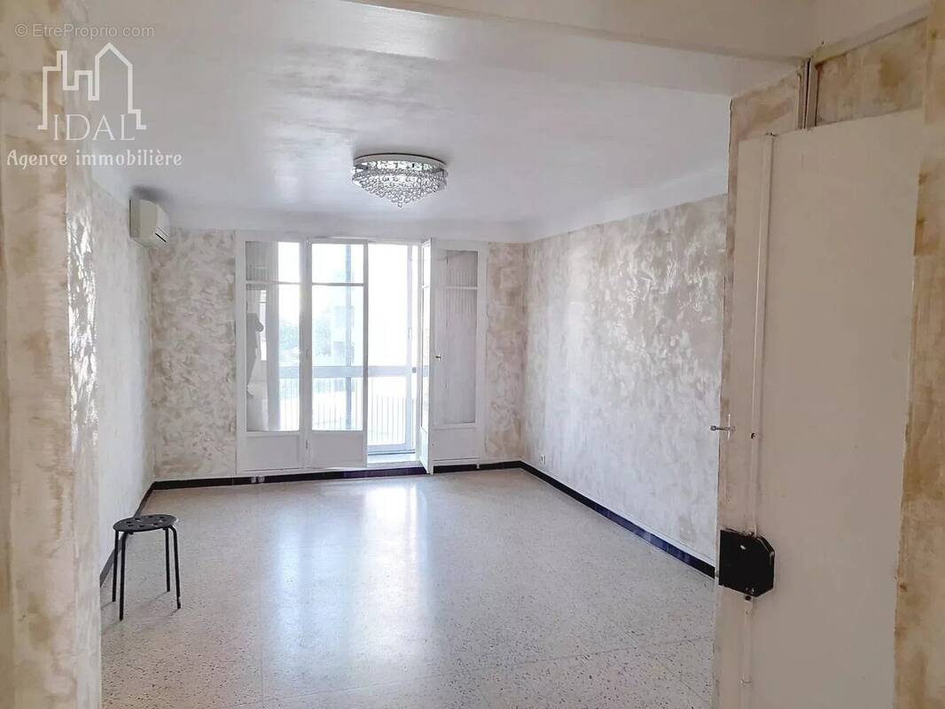 Appartement à MARSEILLE-10E