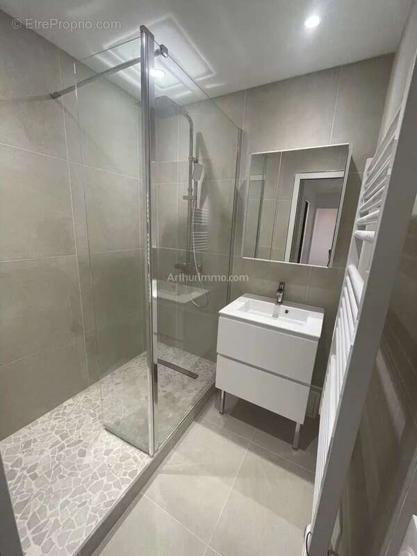 Appartement à SAINT-MAUR-DES-FOSSES