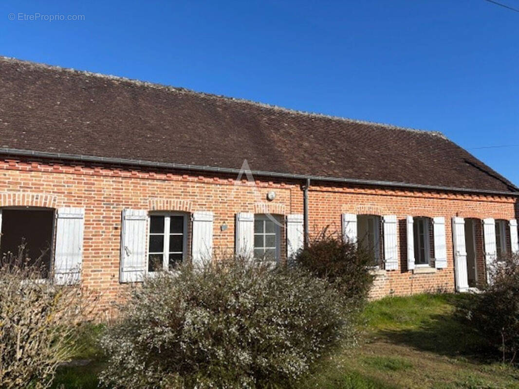 Maison à LAMOTTE-BEUVRON