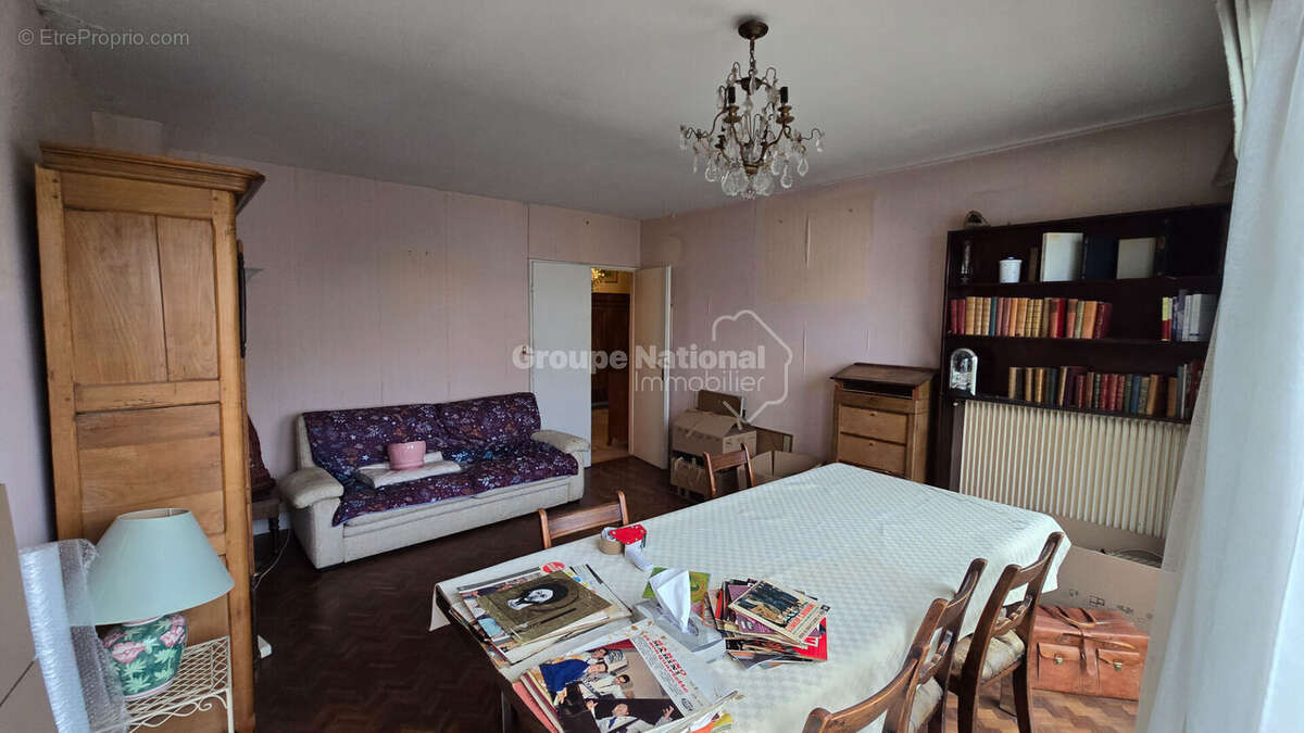 Appartement à VERSAILLES