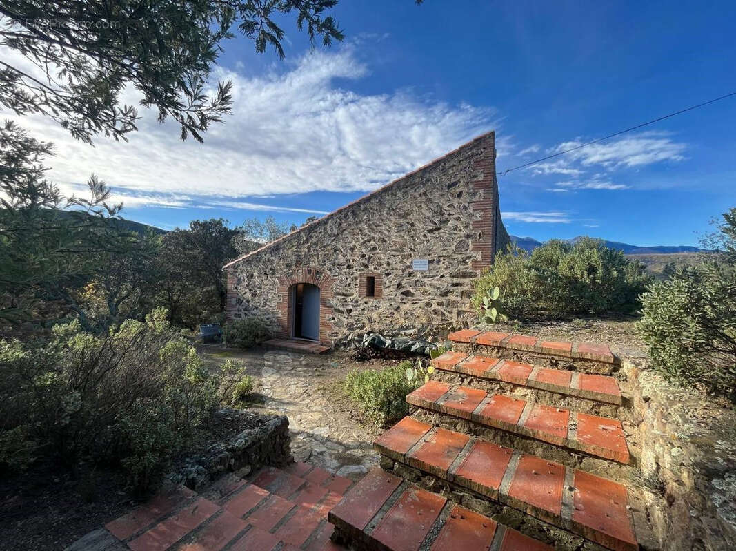 Maison à CALMEILLES