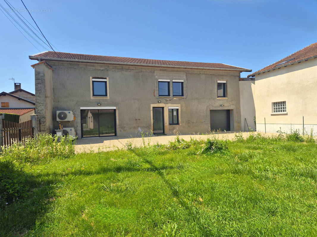 Maison à PEROUGES