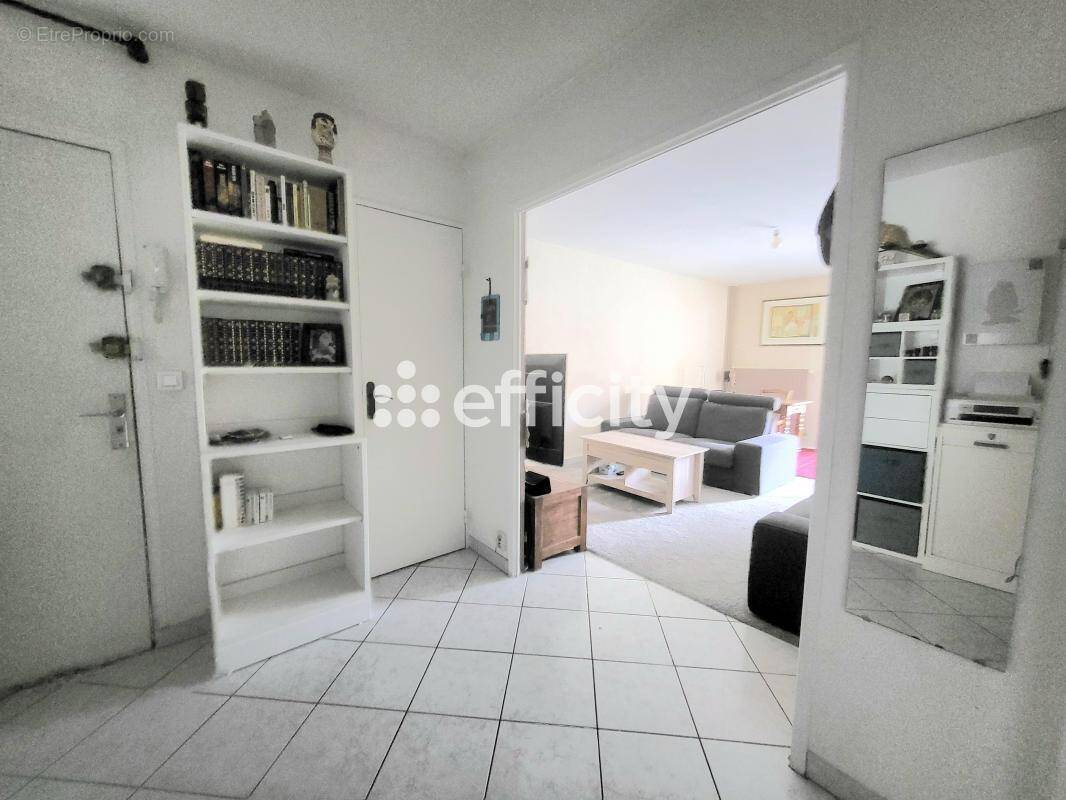 Appartement à EPINAY-SUR-SEINE
