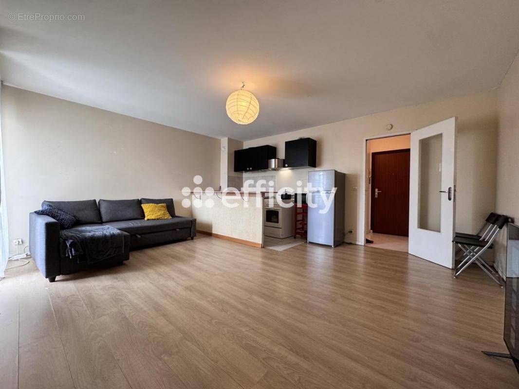 Appartement à PONTAULT-COMBAULT