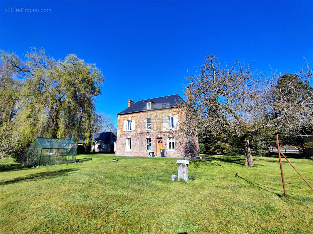 Maison à BERNAY