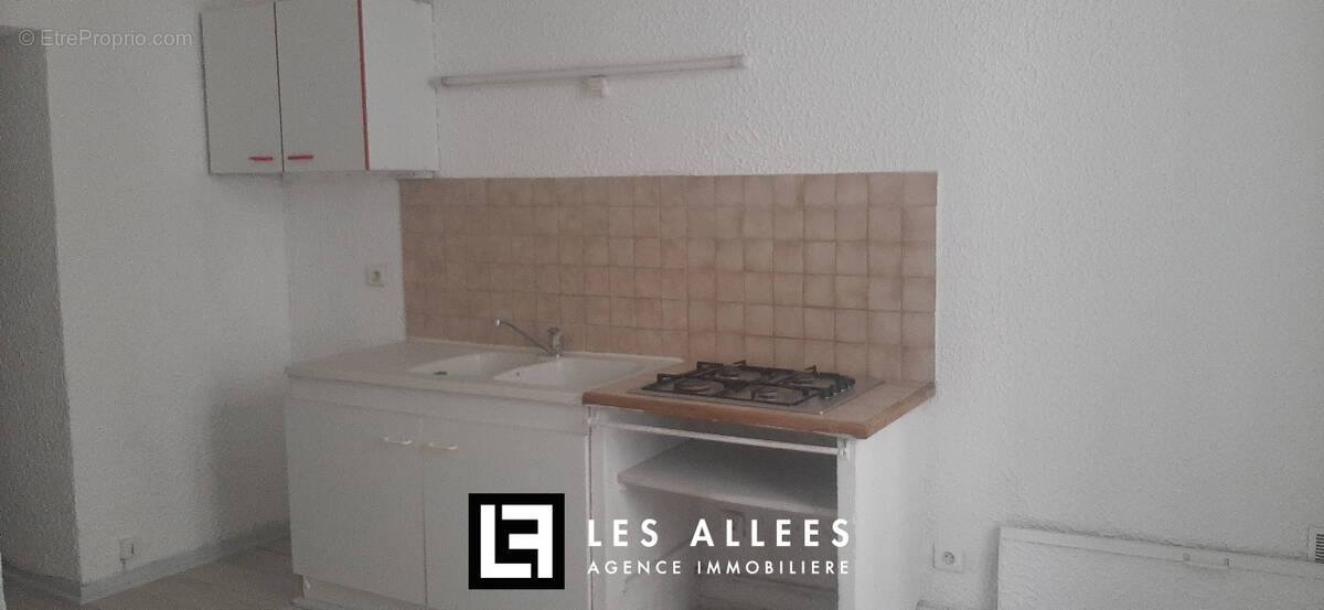 Cuisine - Appartement à BOLLENE