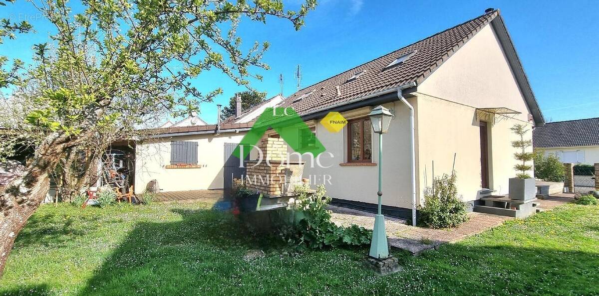 Maison à MERU