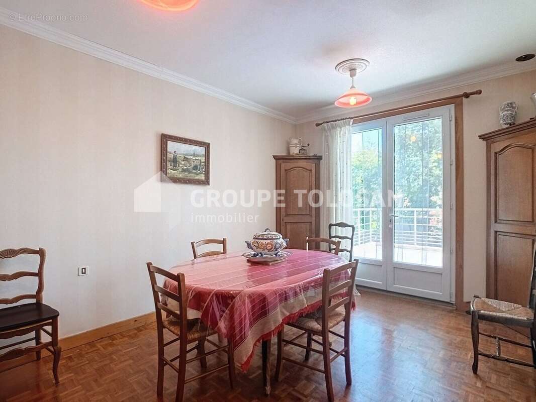 Maison à SOUAL