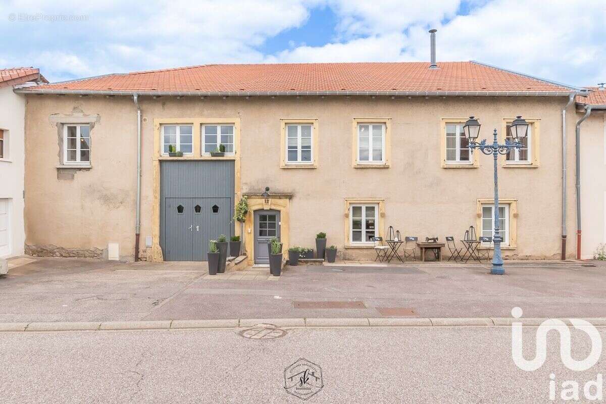 Photo 1 - Maison à ENNERY