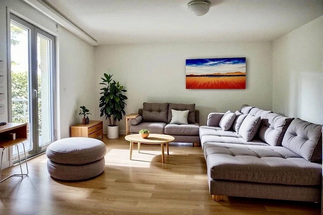 Appartement à AMBILLY