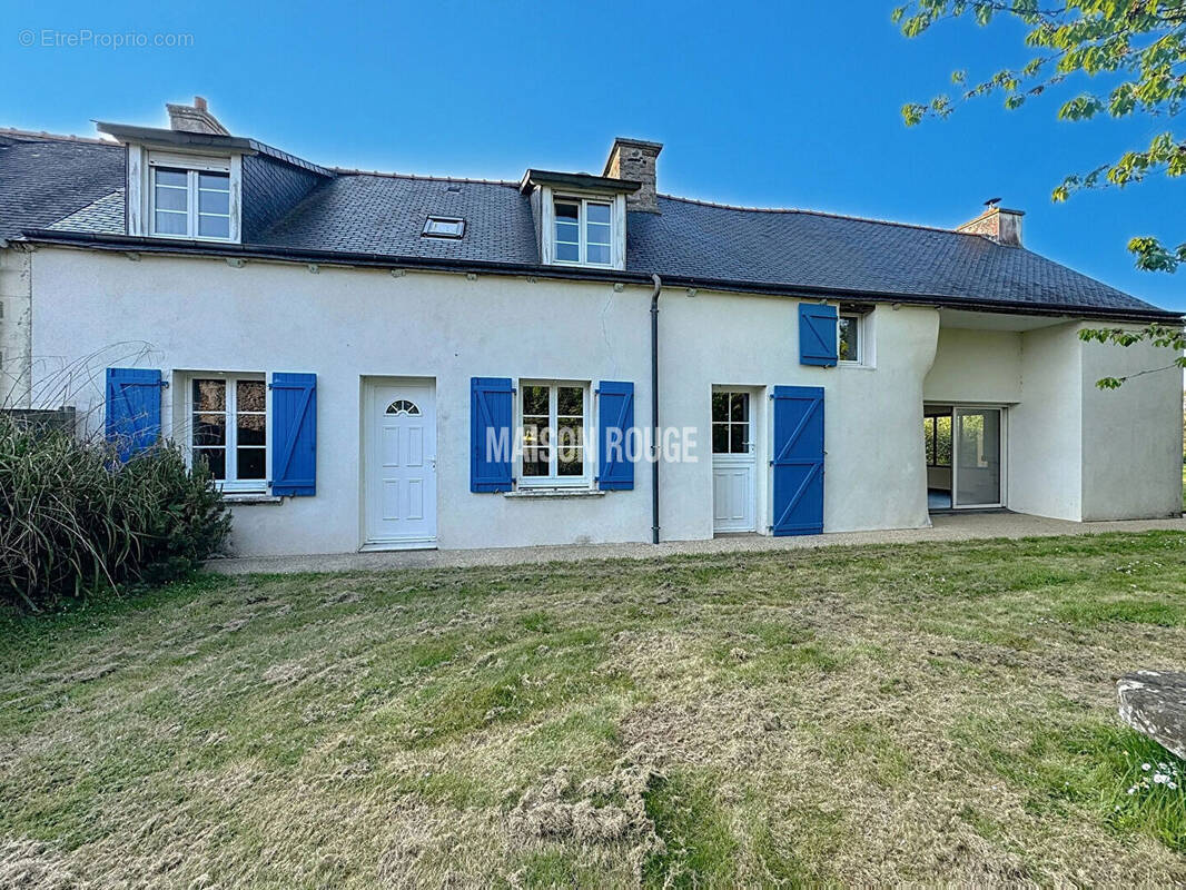 Maison à PLOUEZEC
