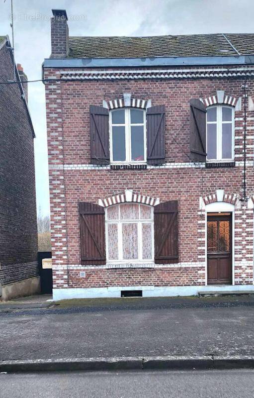 Maison à TERGNIER