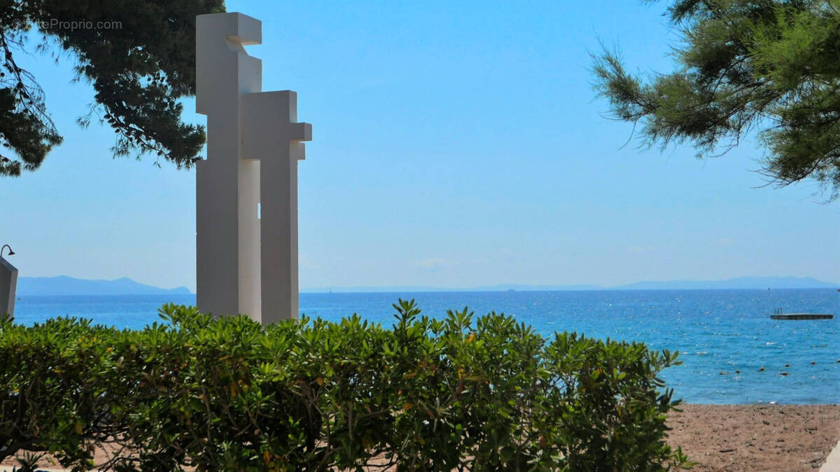 Appartement à HYERES