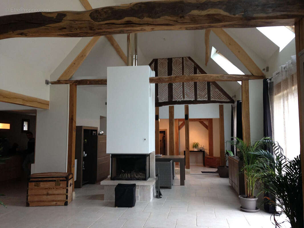 Maison à SAINT-MAURICE-SUR-FESSARD