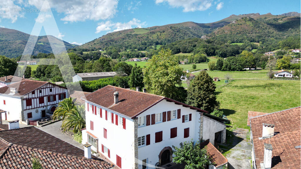 Maison à CAMBO-LES-BAINS