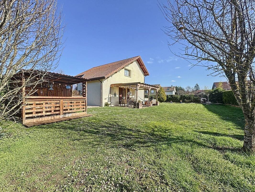 Maison à VERSONNEX