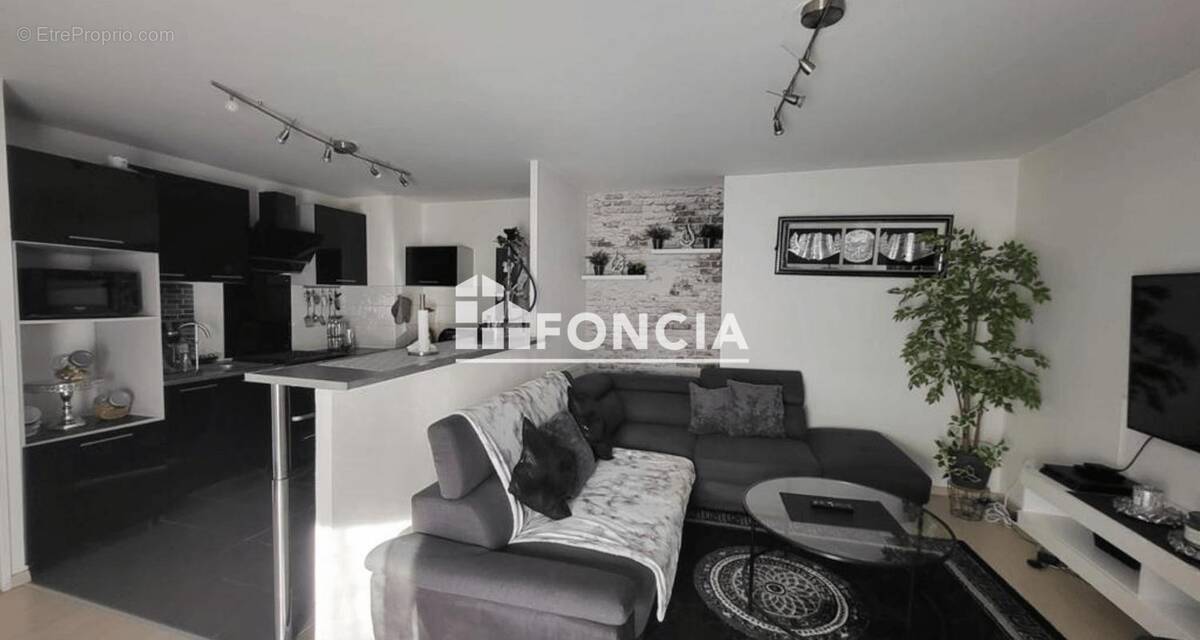 Appartement à PERSAN