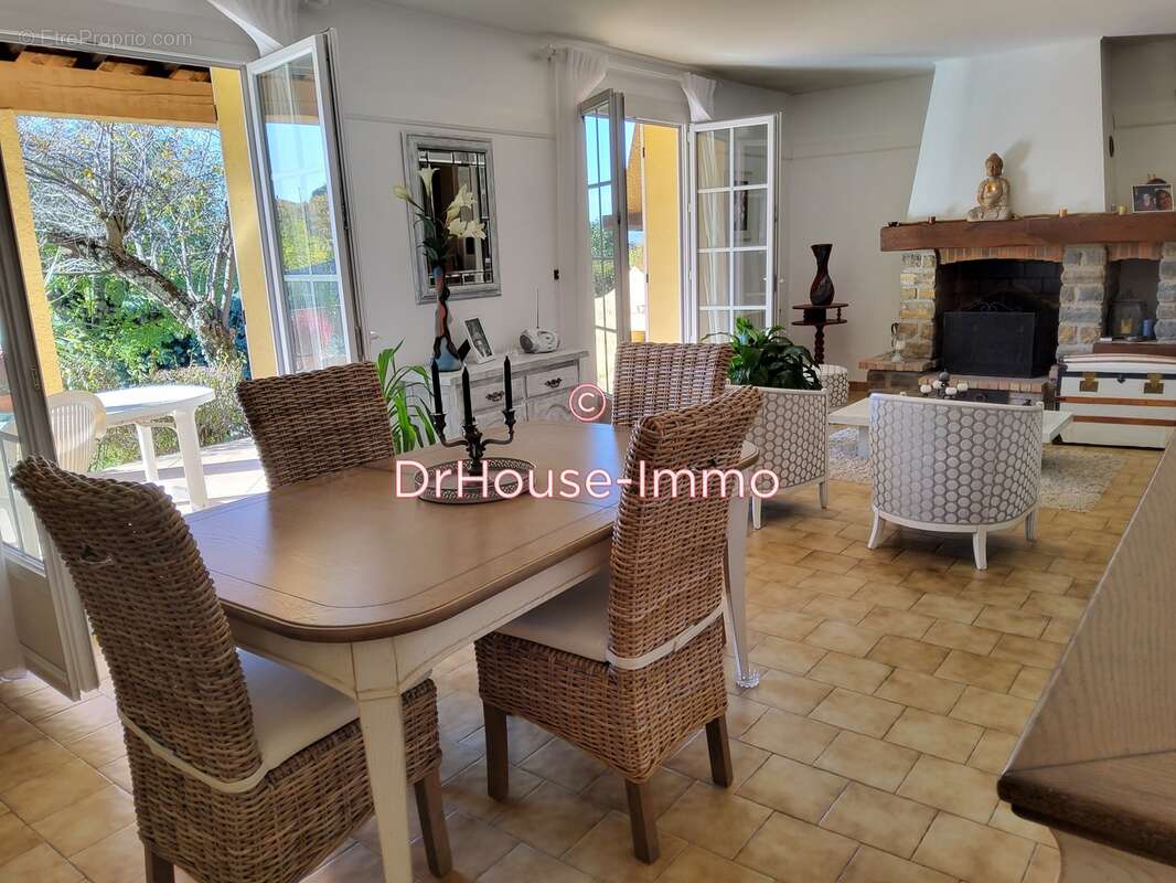 Maison à MONS