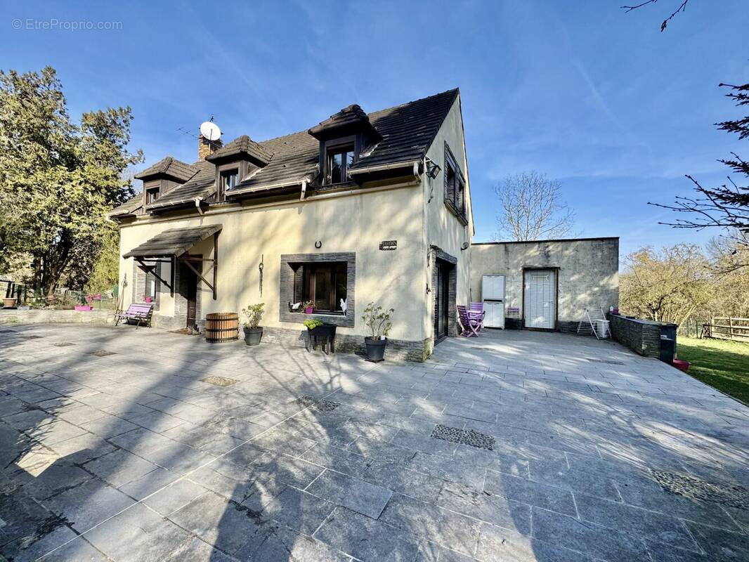 Maison à PLAILLY