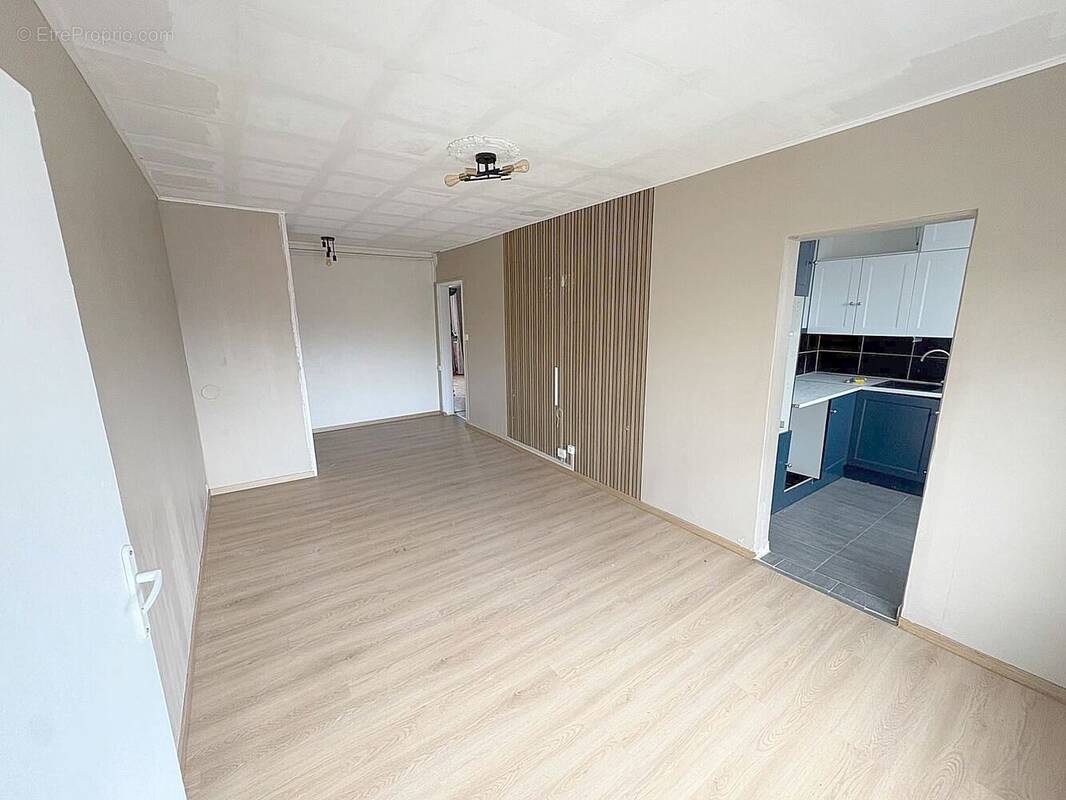 Appartement à EPINAY-SUR-SEINE