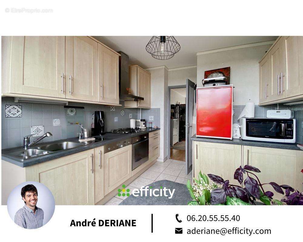 Appartement à FONTENAY-LE-FLEURY