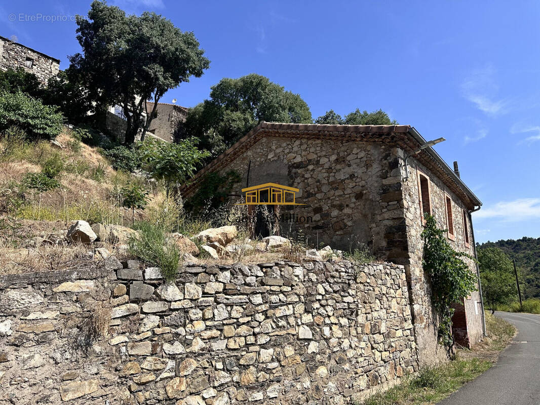 Maison à ROQUEBRUN