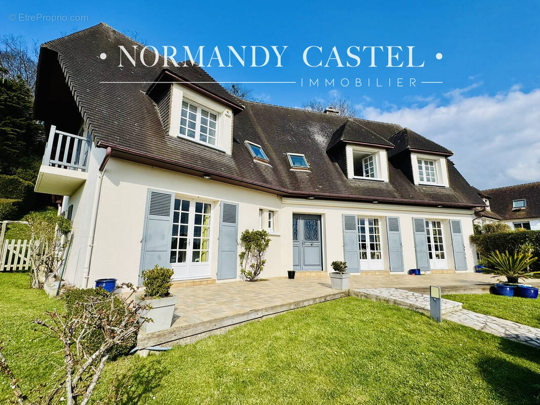 Maison à HOULGATE
