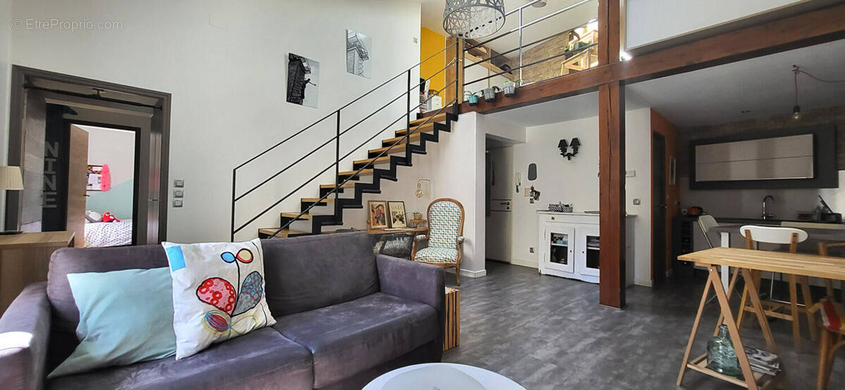 Appartement à ARS-SUR-MOSELLE
