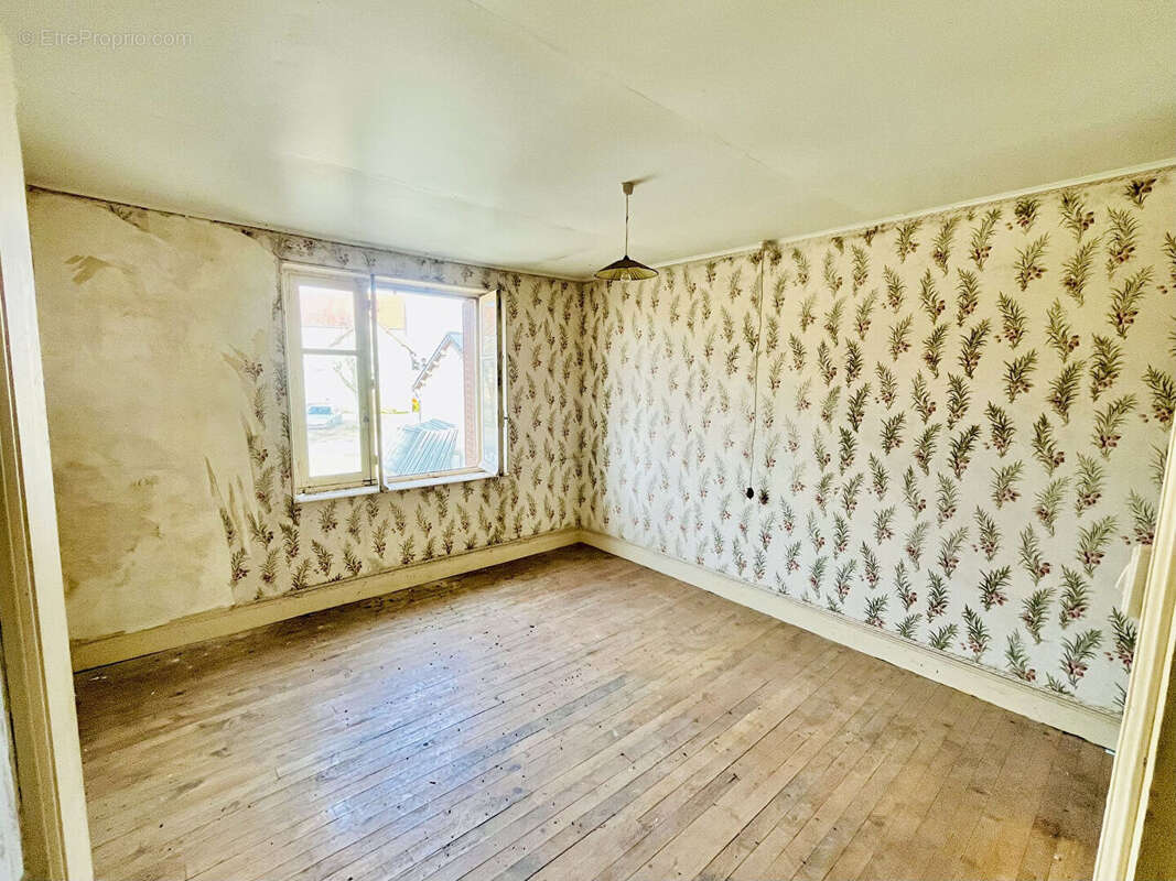 Maison à SERVANT