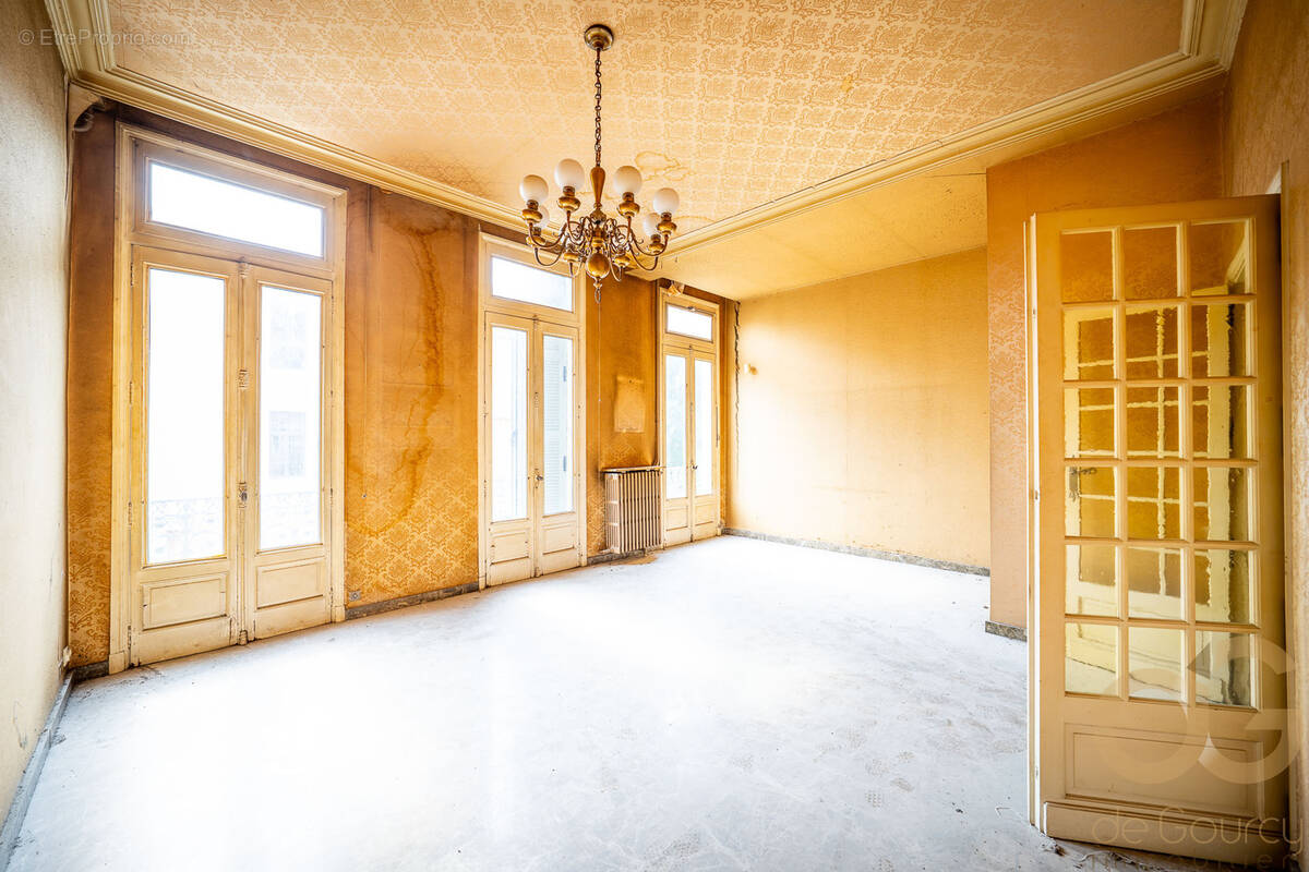 Appartement à NIMES