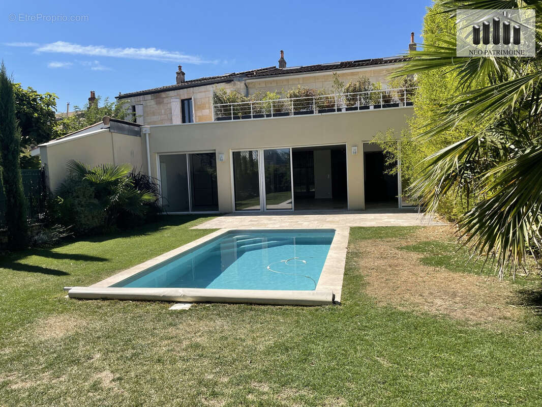 Appartement à BORDEAUX