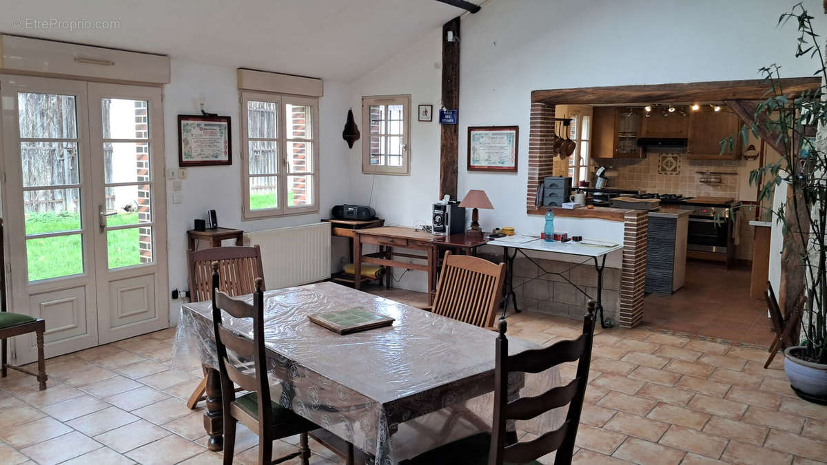 Maison à LA LOUPE