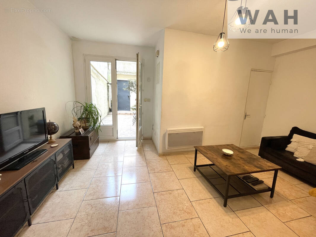 Appartement à LUNEL