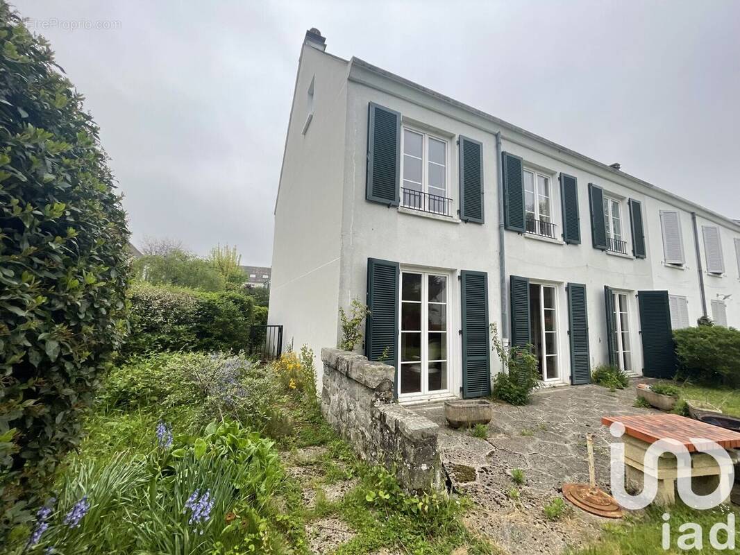 Photo 1 - Maison à CESSON