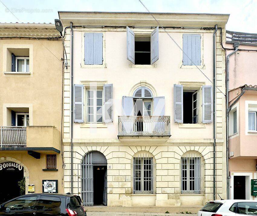 Maison à CLARENSAC