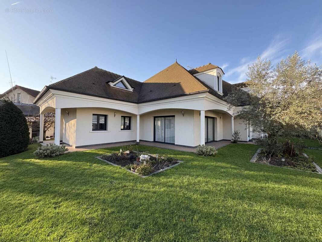 Maison à LE PLESSIS-TREVISE