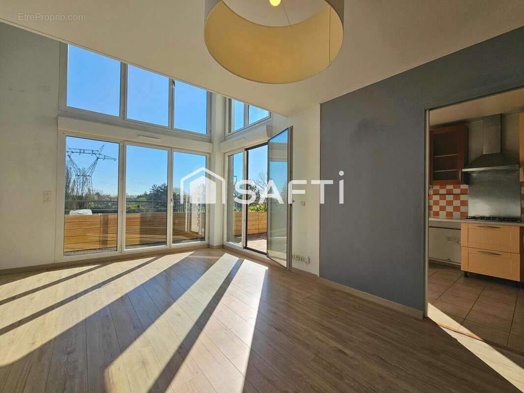 Photo 3 - Appartement à ELANCOURT